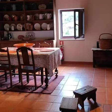 - Casa Da Ribeira * Serapicos