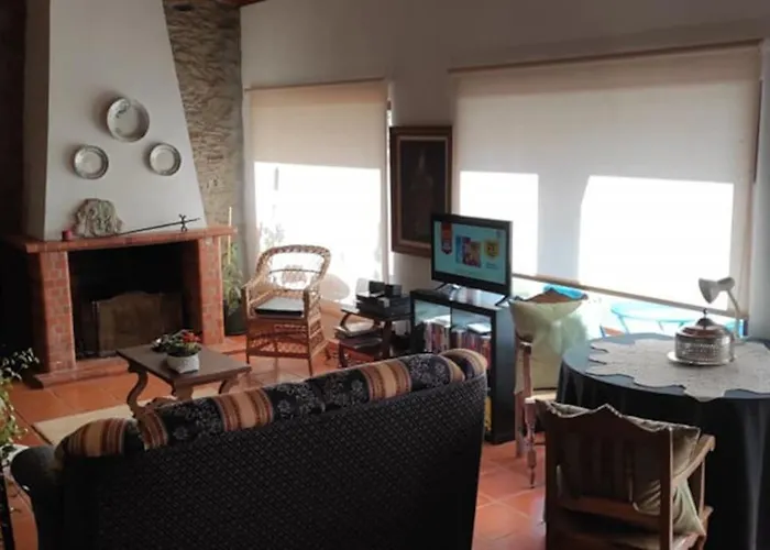 - Casa Da Ribeira Serapicos